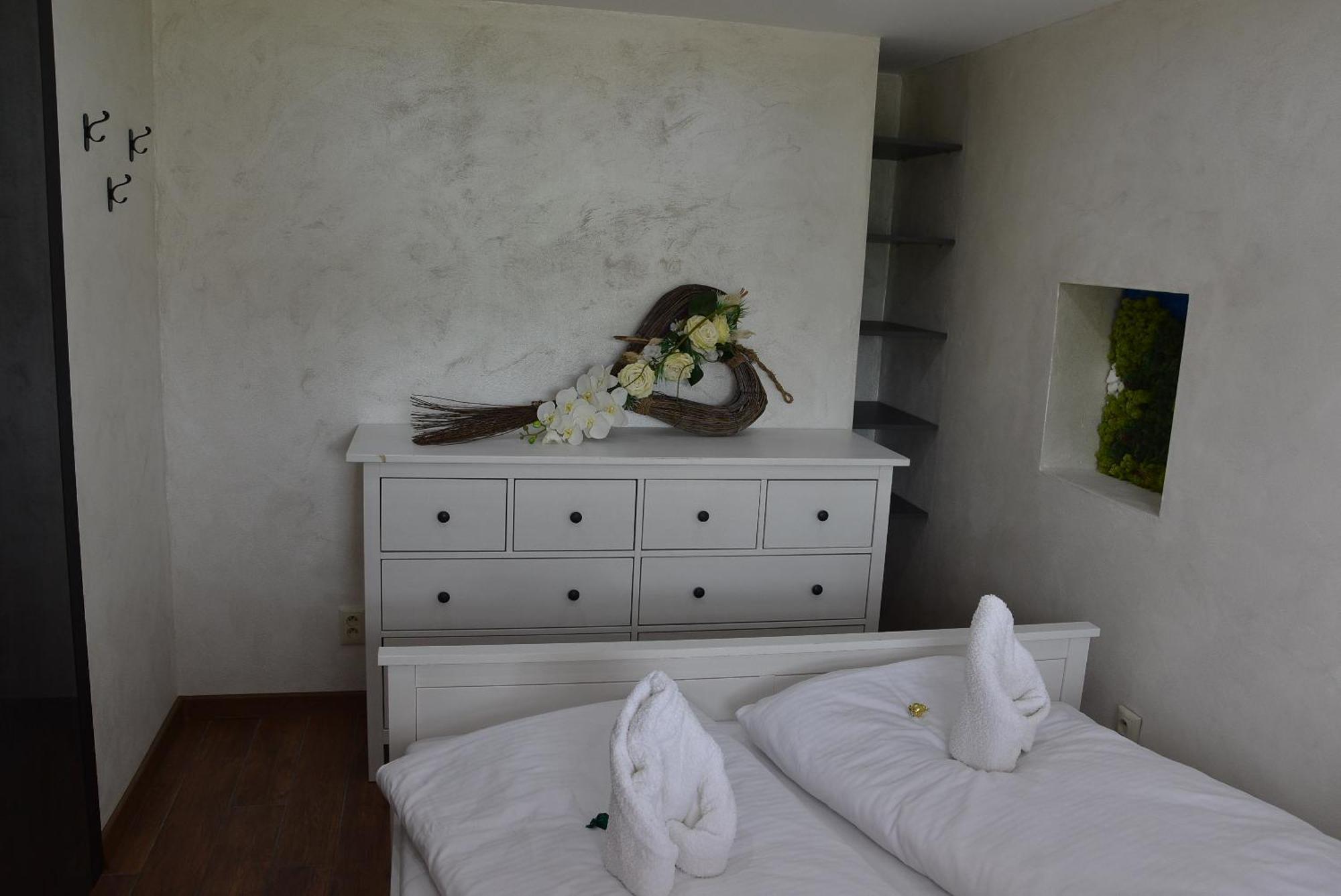 Apartmany Zakovce & Spa เวลคา ลอมนิตซา ภายนอก รูปภาพ