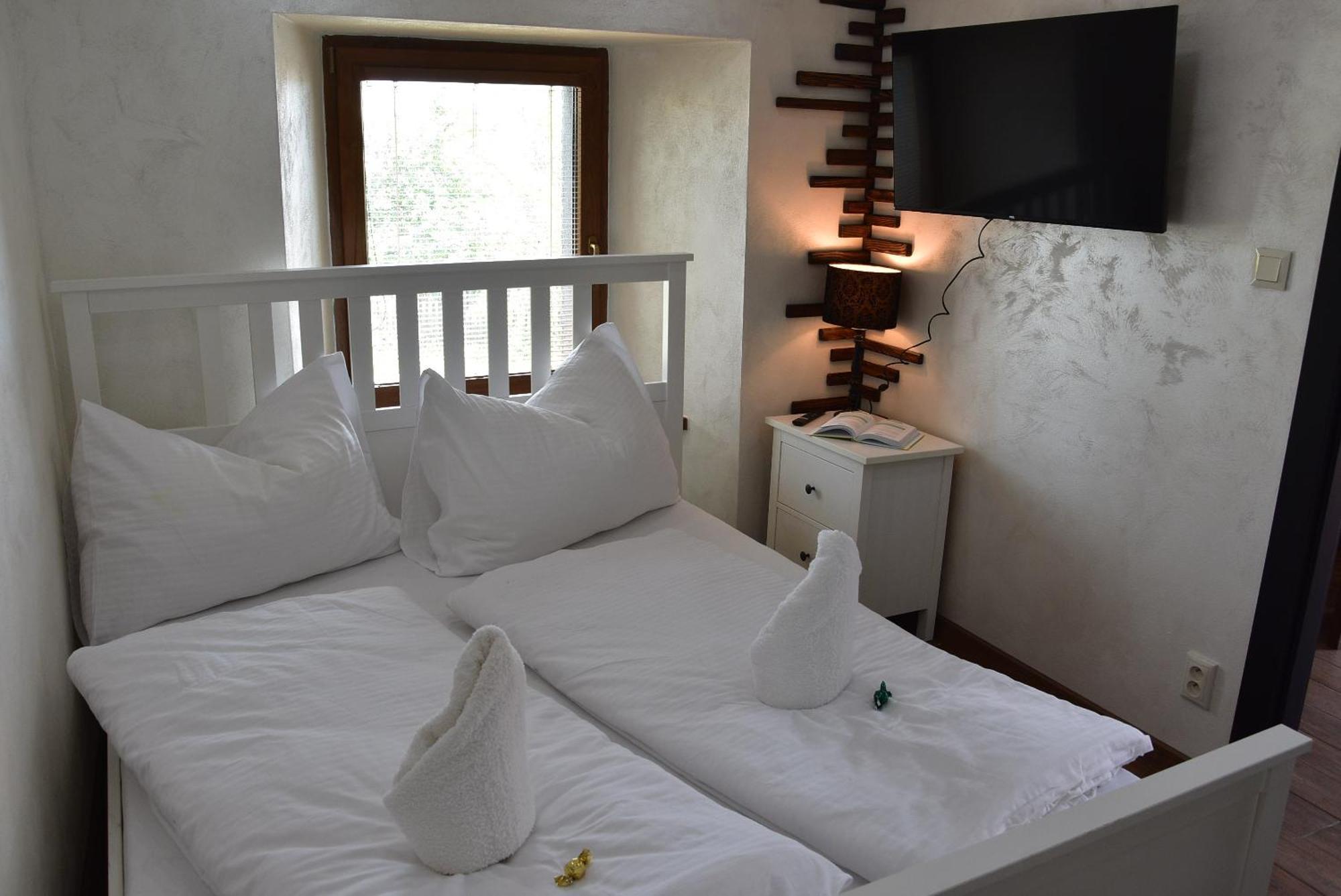 Apartmany Zakovce & Spa เวลคา ลอมนิตซา ภายนอก รูปภาพ